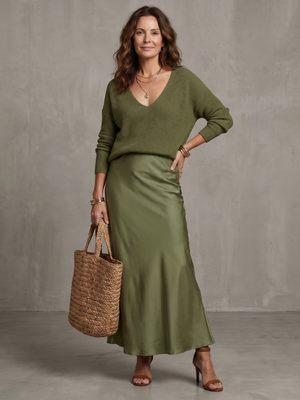 Luciana | Conjunto de falda de satén en sesgo para otoño y capa de punto