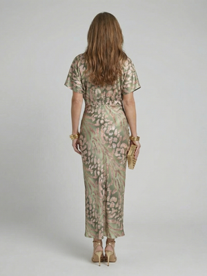 Ximena | Vestido midi con estampado abstracto, escote en V y cintura con nudo
