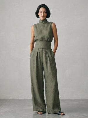Nuria | Conjunto minimalista de blusa sin mangas