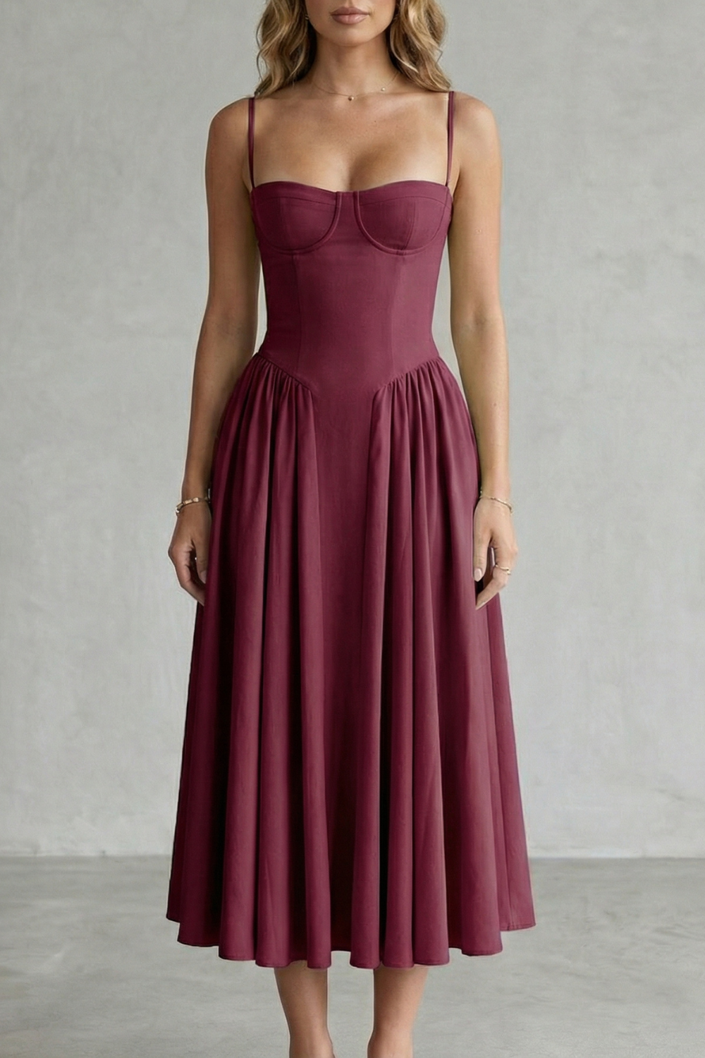 Calliope – Estructura atemporal – Vestido estructurado sin mangas para mujer