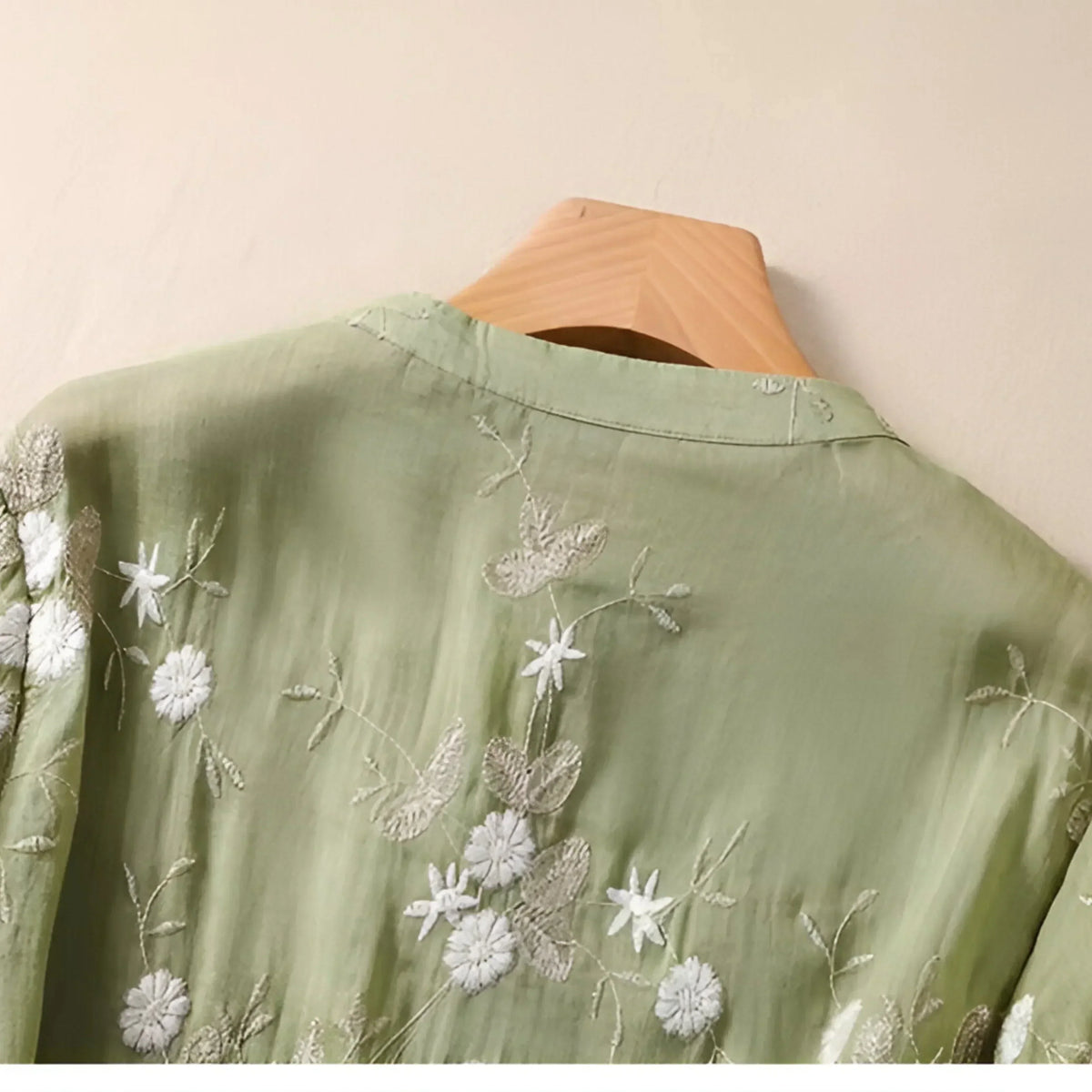 Emily | Top de Algodón con Flores Bordadas