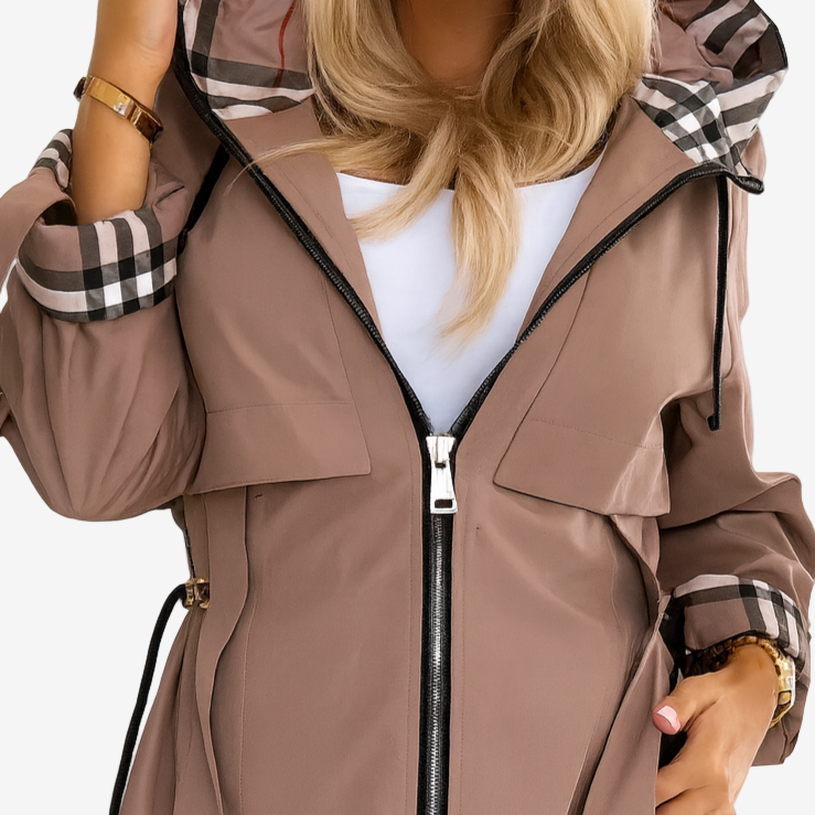 Maeve | Gabardina con capucha