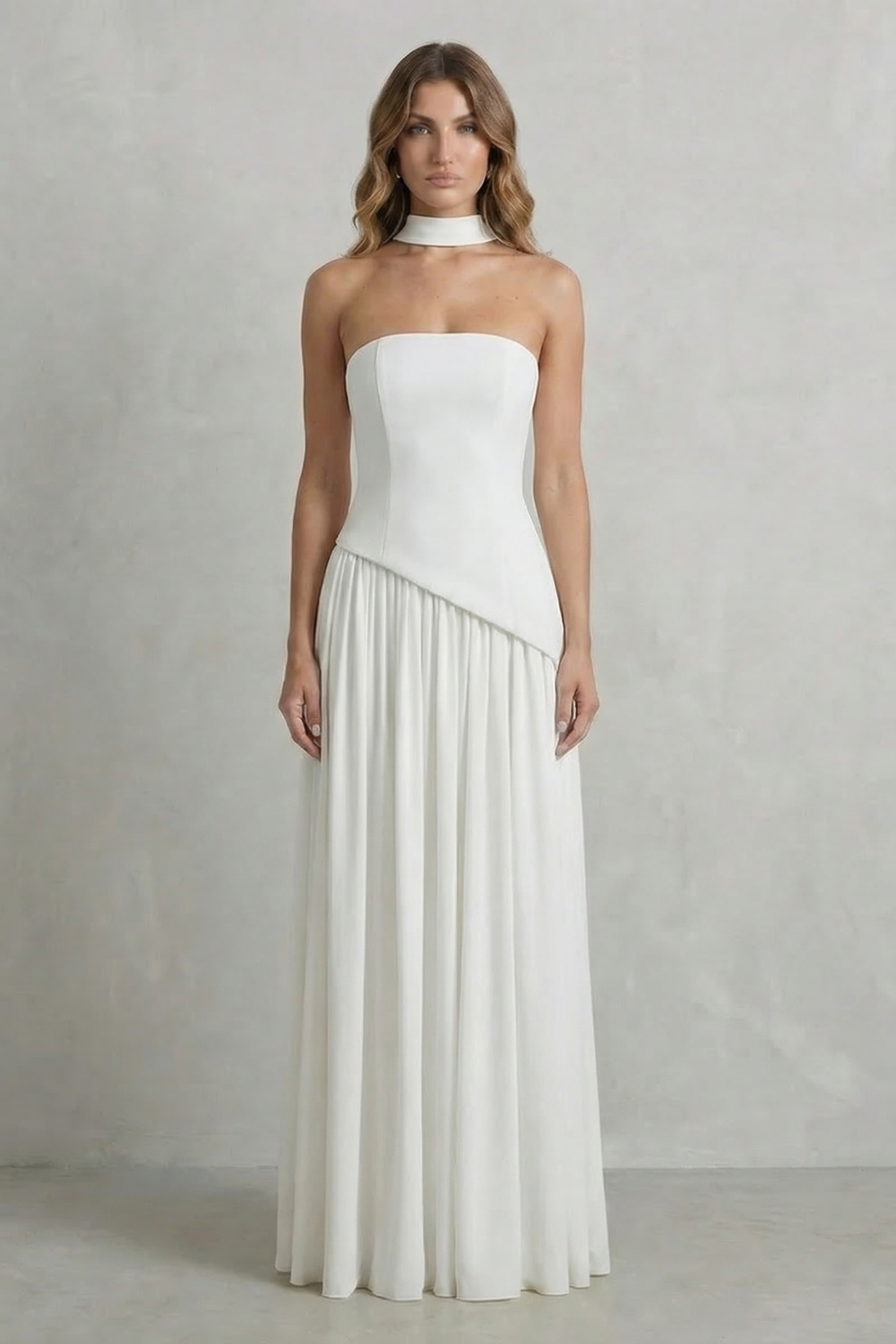 Celestara – Vestido maxi sin mangas con drapeado y abertura