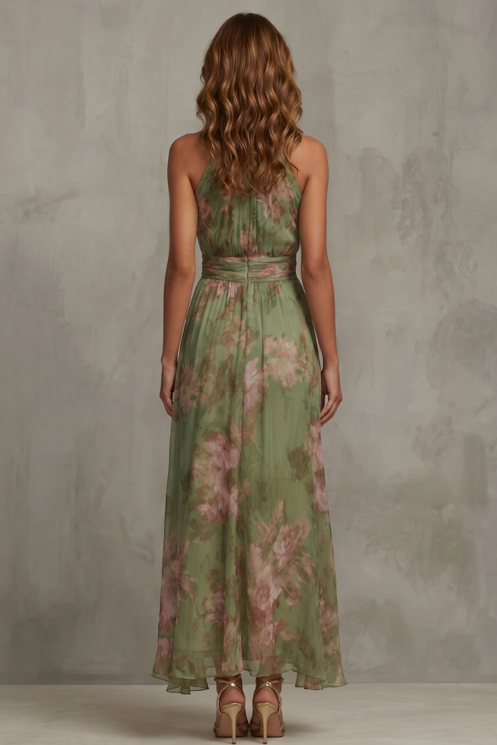 Floréa – Silueta de halter floral romántica – Vestido maxi