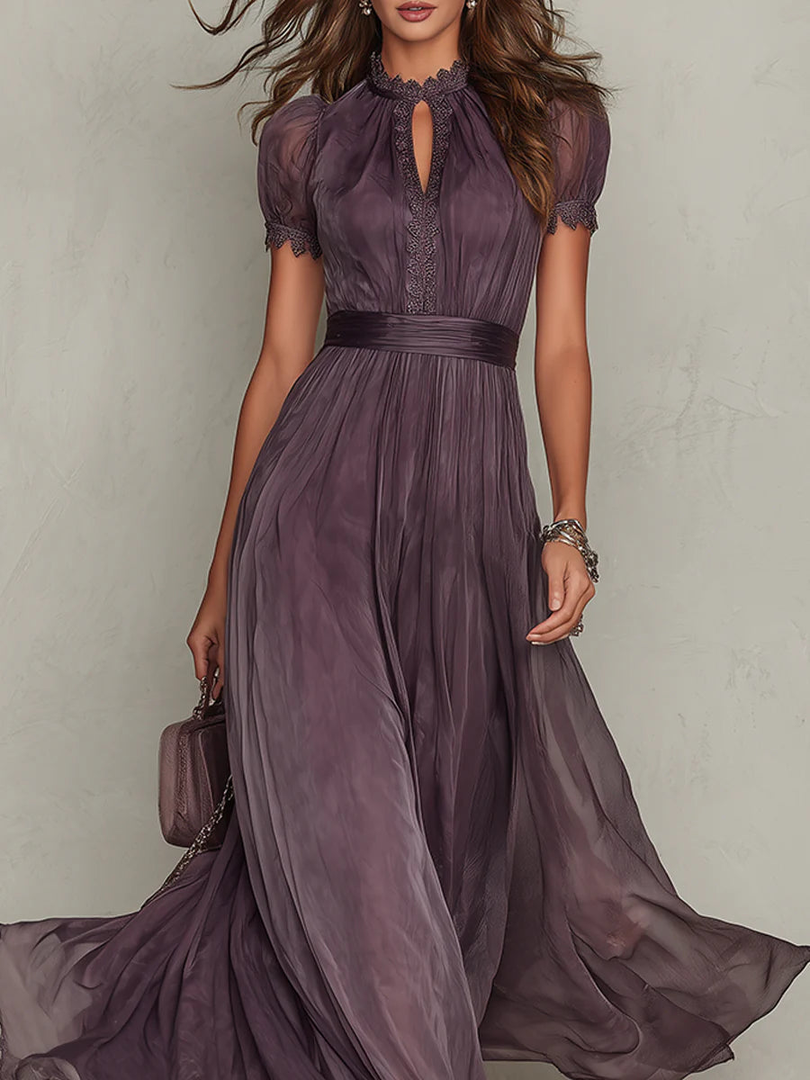 Petra | Vestido largo morado con escote en forma de llave, borde de encaje de gasa