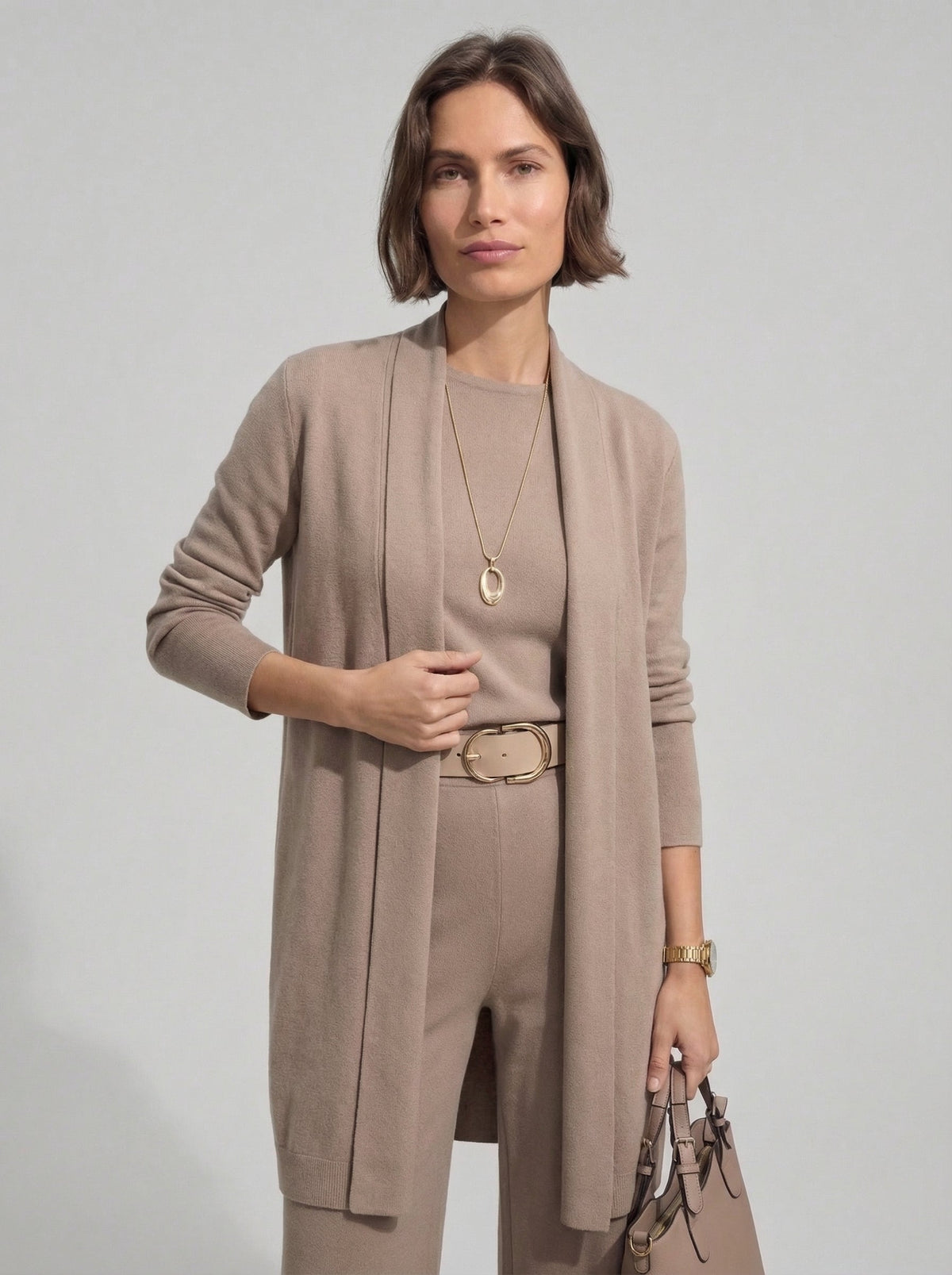 Conjunto Elena - cárdigan largo, top y pantalón.