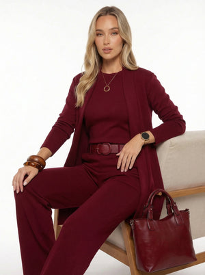 Conjunto Elena - cárdigan largo, top y pantalón.